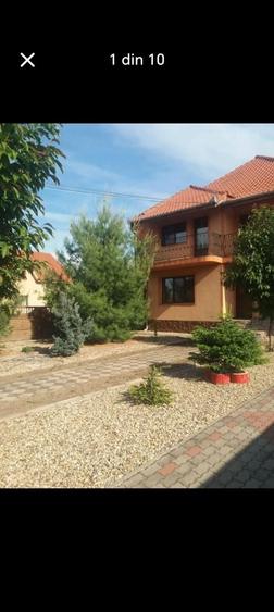 Casă cu 4 camere în Curtici