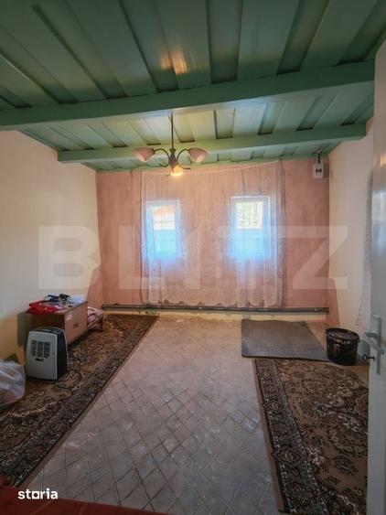 Casă cu 3 camere cu Teren 1824 Mp în Moldovenești