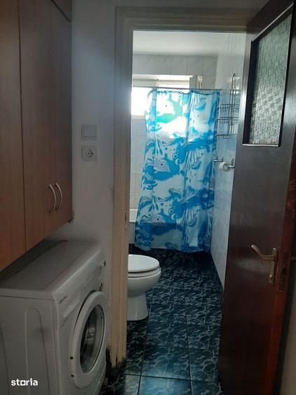 Apartament cu 3 camere semidecomandat în Drumul Taberei