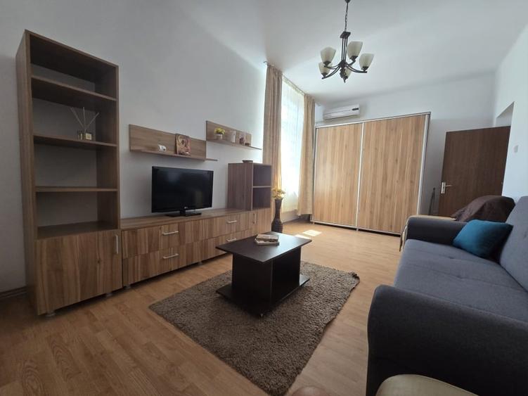 Apartament cu 2 camere decomandat, mobilat în Copou