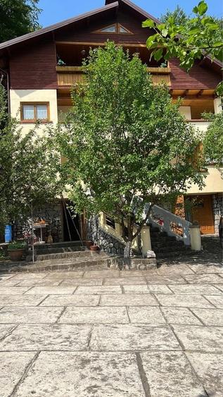 Casă cu 4 camere în Valea Doftanei