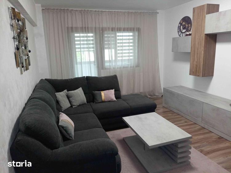 Apartament cu 2 camere decomandat în Coman