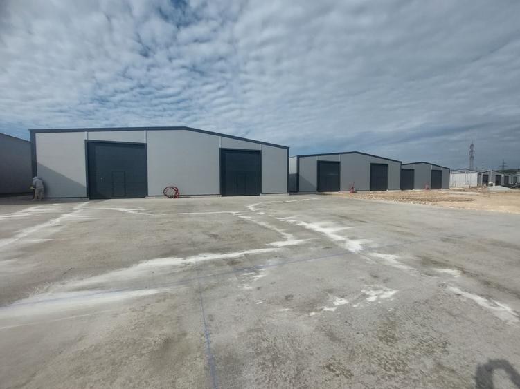 Spațiu industrial, de 580 mp, în Ovidiu
