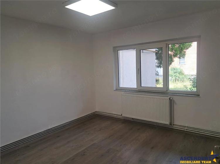 Apartament cu 2 camere decomandat în Lenin