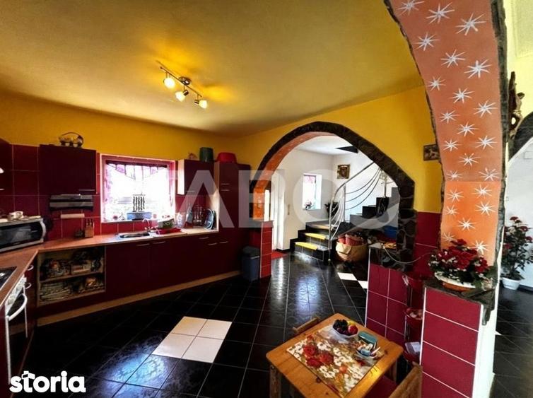 Casa de vanzare individuala cu 950mp teren Saliste zona deosebita - 5
