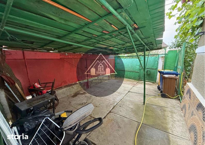 Casă cu 2 camere cu Teren 719 Mp în Central