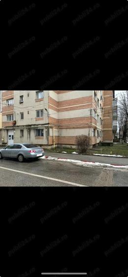 Apartament cu 3 camere decomandat în Zimnicea