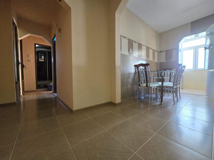 Apartament cu 3 camere decomandat în Vidin-Progresul