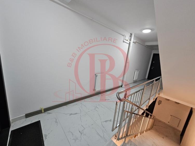 Apartament cu 3 camere semidecomandat în Theodor Pallady
