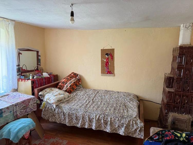 Casă cu 4 camere cu Teren 1900 Mp în Telești