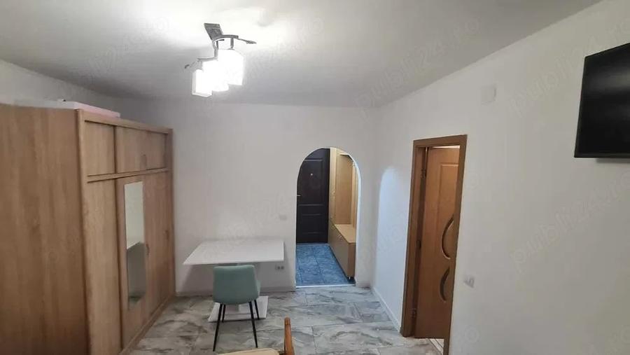 Garsonieră decomandată în Exterior Vest