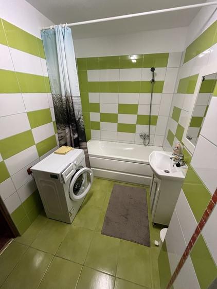 Apartament cu 2 camere decomandat în Florești