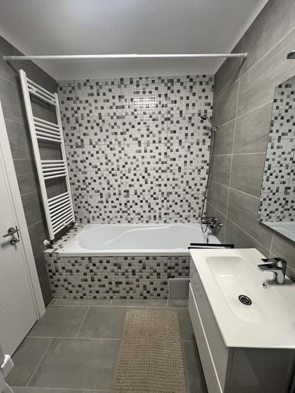 Apartament cu 2 camere decomandat în Cristian