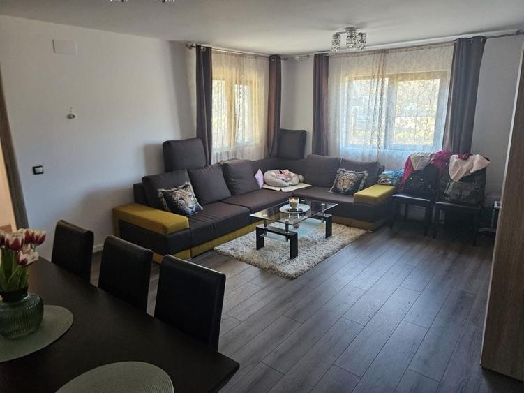 Casă cu 3 camere în Romita