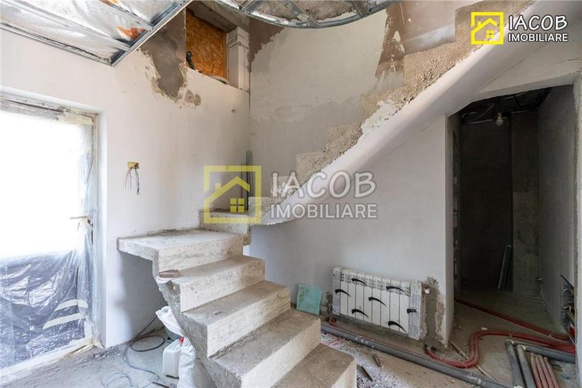 Casă individuală cu 4 camere cu Teren 1070 Mp în Itești