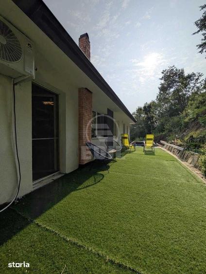 Casă cu 6 camere cu Teren 252 Mp în Florești