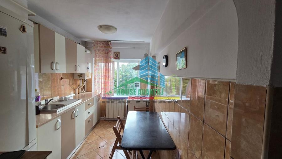 Apartament cu 2 camere semidecomandat în Gară