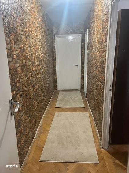 Inchiriez Apartament 3 camere in spatele restaurantului Dacia Craiova - 1