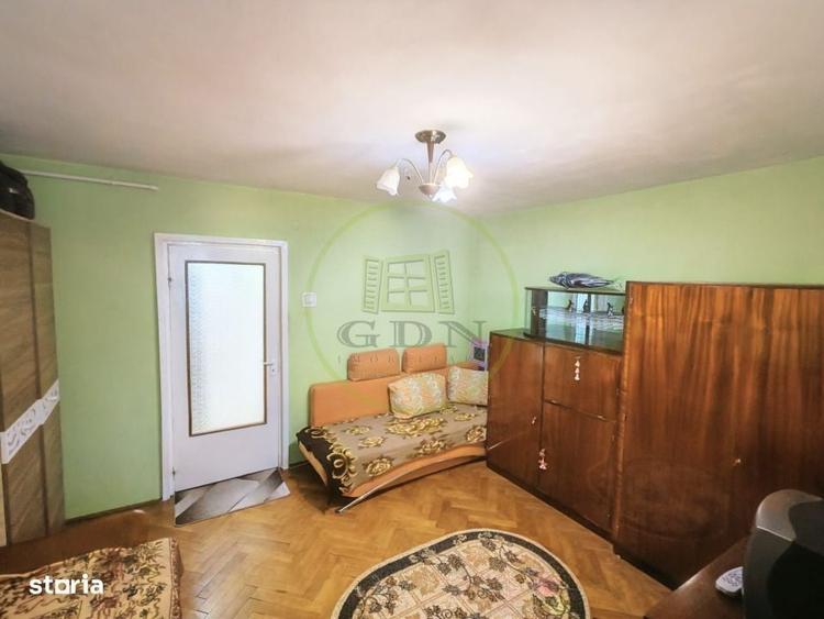 Garsonieră decomandată în Central