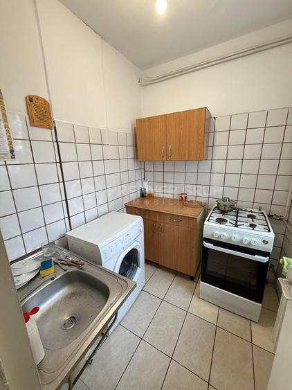 Apartament cu 3 camere, mobilat în Tătărași