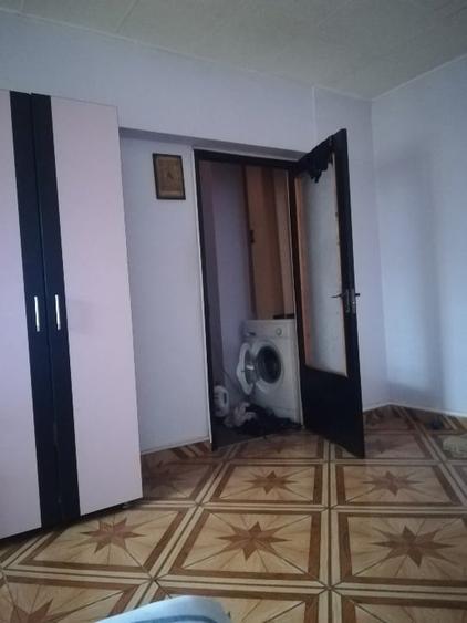 Apartament cu 2 camere semidecomandat în P-ța Muncii