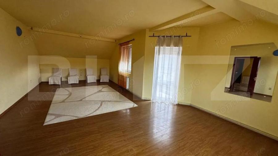 Casă cu 3 camere cu Teren 300 Mp în Cetate