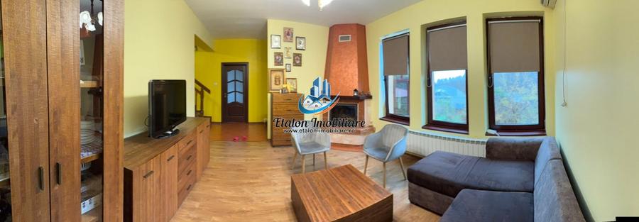 Casă individuală cu 5 camere cu Teren 9000 Mp în Sud