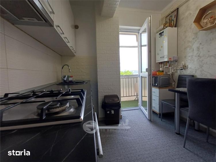 Apartament cu 2 camere decomandat, mobilat în Valea Lupului