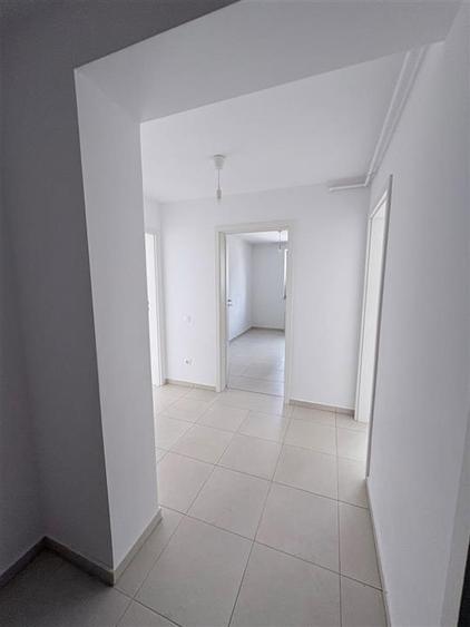 Apartament de inchiriat 2 camere zona Tractorul - 6