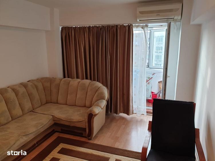 Apartament cu 2 camere în Păcii