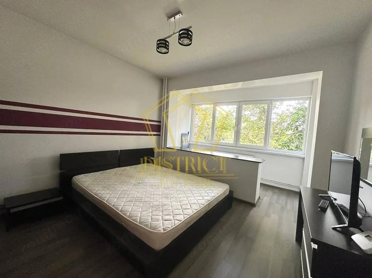 Apartament cu 2 camere semidecomandat în Complex Studențesc