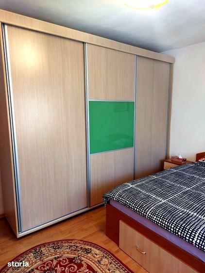 Apartament cu 3 camere decomandat în Nerva Traian
