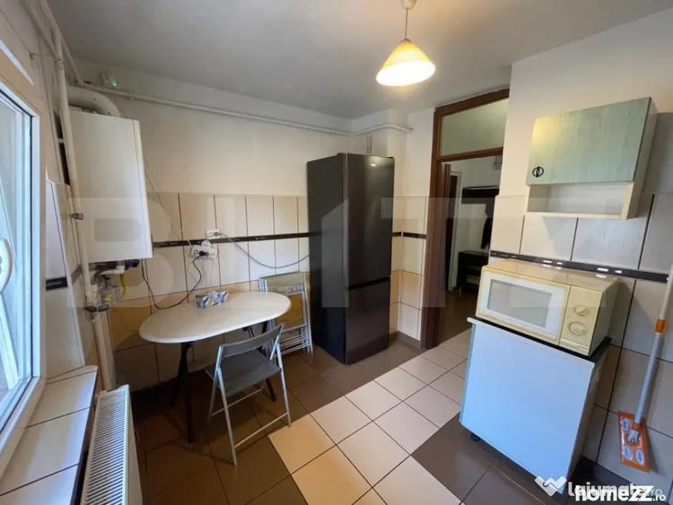 Apartament cu 3 camere decomandat în Lăpuș
