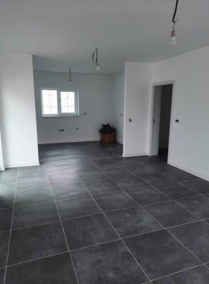 Casă individuală cu 3 camere cu Teren 350 Mp în Hemeiuș