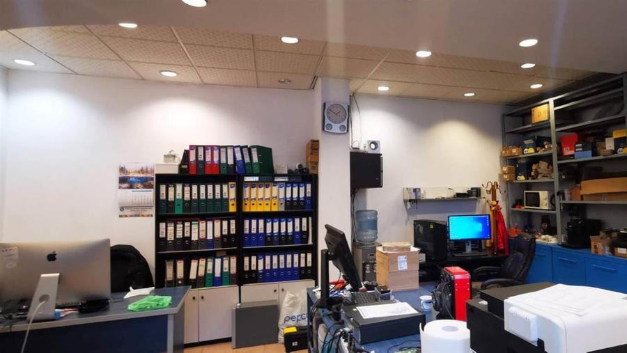Spațiu comercial, de 92 mp, în Central