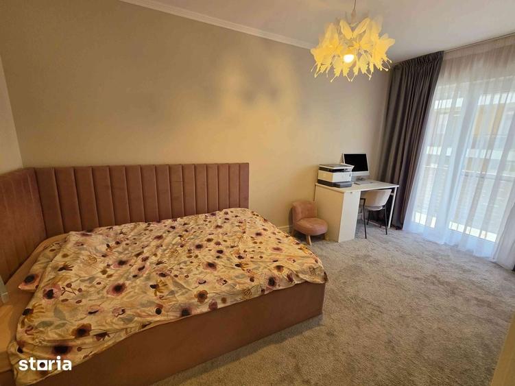Apartament cu 4 camere decomandat în Borhanci