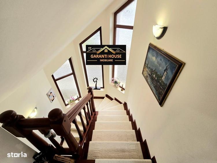 Casă cu 4 camere cu Teren 370 Mp în Central
