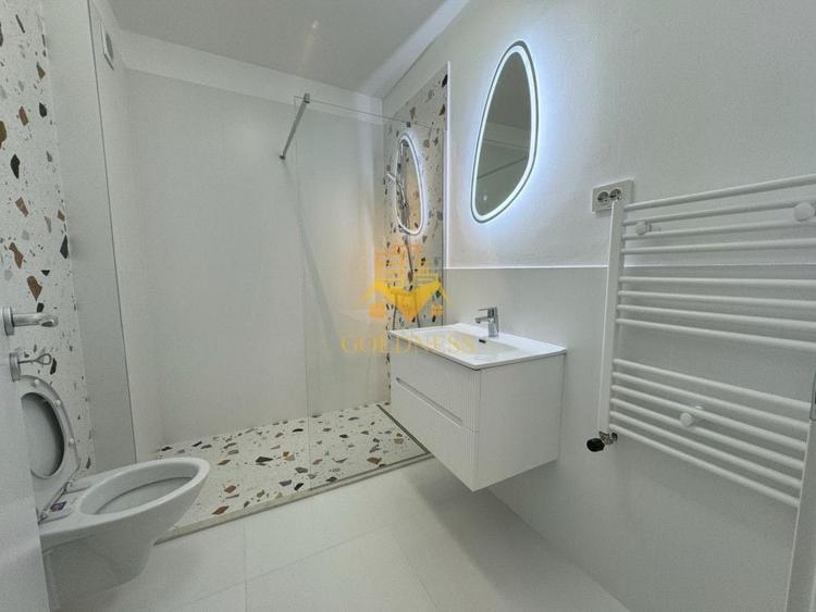Apartament cu 2 camere semidecomandat în Florești