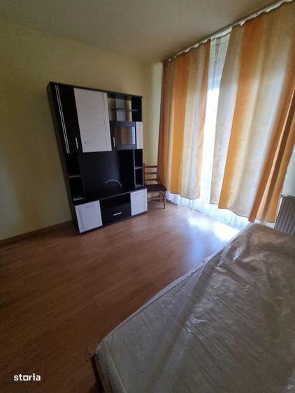Apartament cu 3 camere în Florești