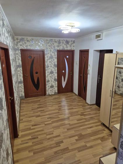 Apartament cu 3 camere decomandat în Ultracentral
