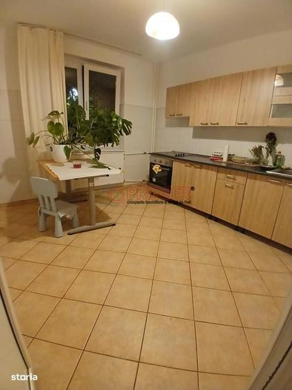 Apartament cu 4 camere în Central