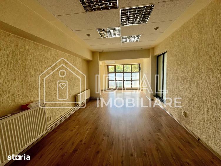 Spațiu comercial, de 23 mp, în Turnișor