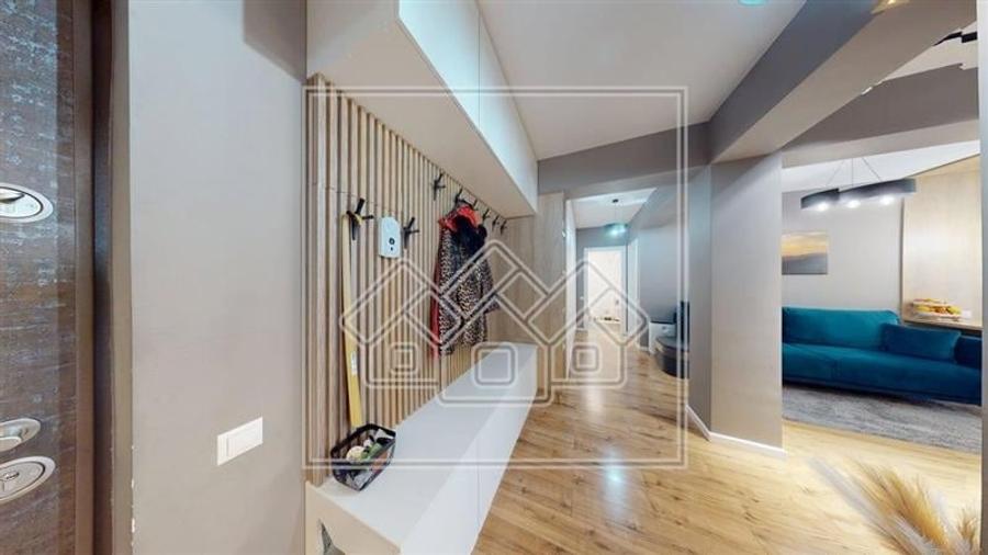 Apartament cu 3 camere nedecomandat în Turnișor