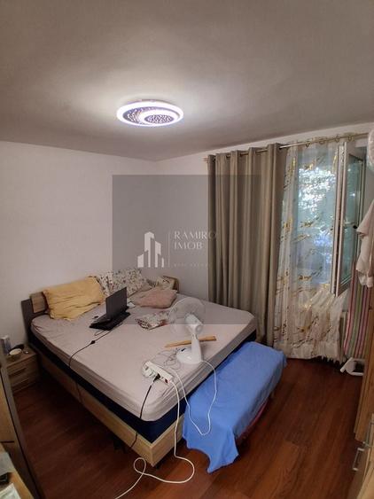 Apartament cu 2 camere semidecomandat în Olteniței