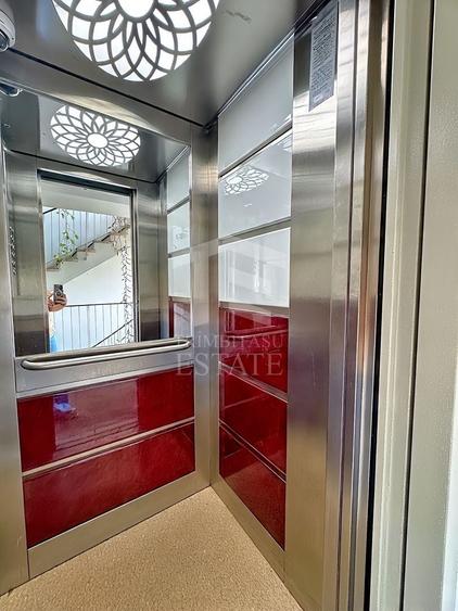 Apartament cu 3 camere decomandat în Decebal
