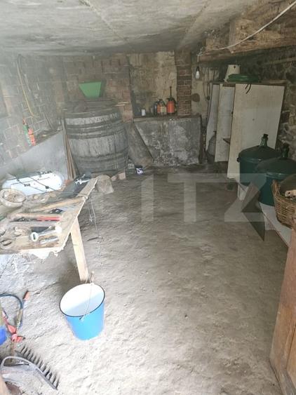 Casă individuală cu 3 camere cu Teren 6300 Mp în Exterior Est