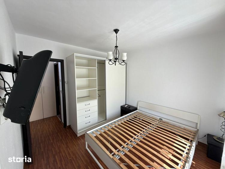 Apartament cu 3 camere decomandat în Decebal