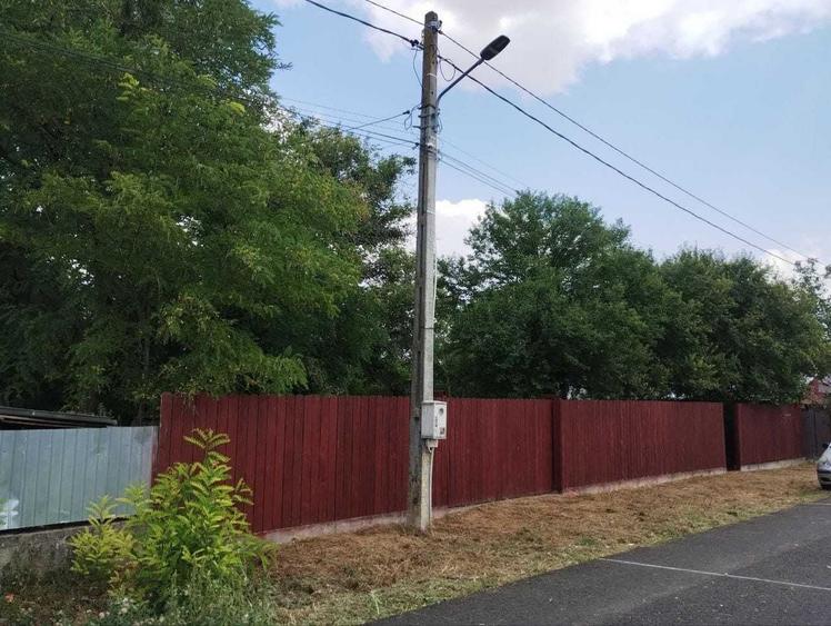 Teren de 572 mp, în Răzvani
