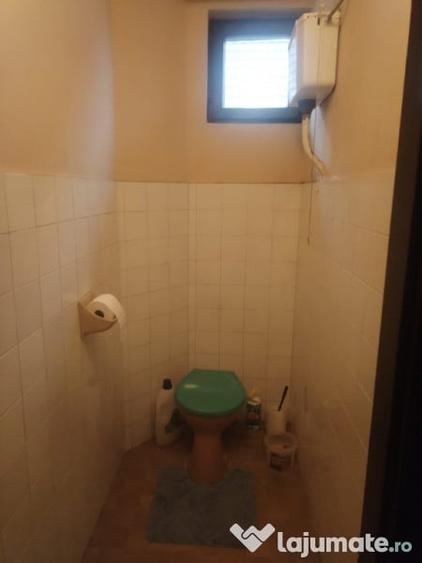 Casă cu 4 camere cu Teren 630 Mp în Central