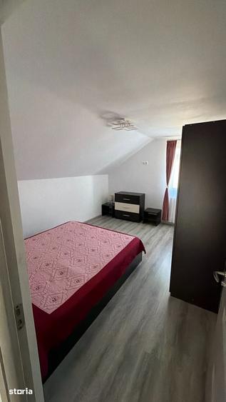 Casă cu 4 camere cu Teren 250 Mp în Central